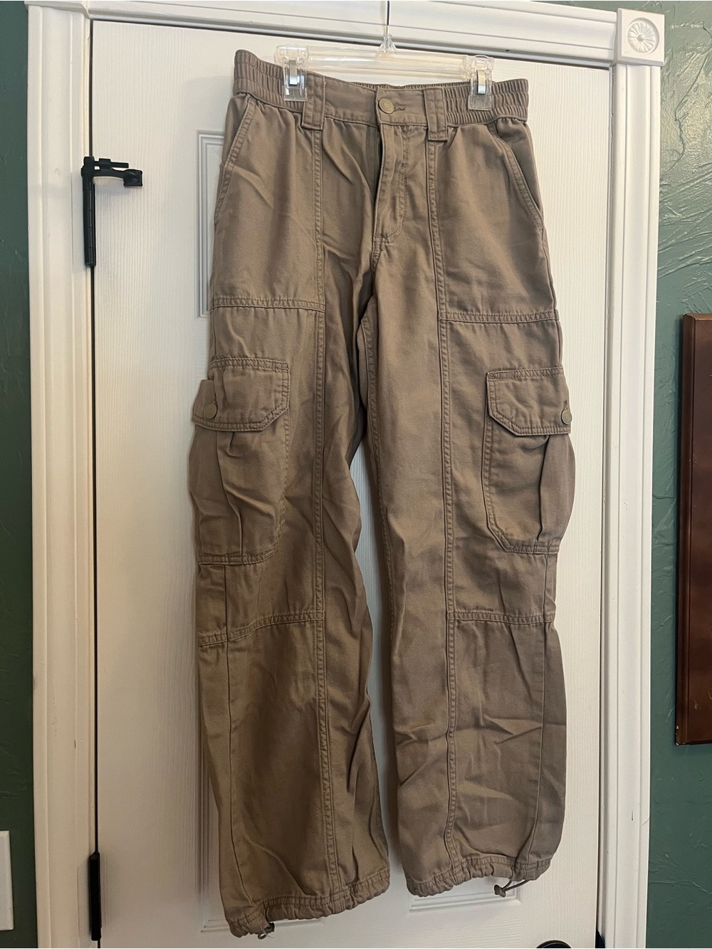 Aeropostale Women’s Cinched Hem Utility Cargo Pants in Tan
